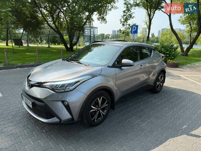 Сірий Тойота C-HR, об'ємом двигуна 1.2 л та пробігом 72 тис. км за 21500 $, фото 35 на Automoto.ua