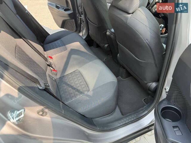 Сірий Тойота C-HR, об'ємом двигуна 1.2 л та пробігом 72 тис. км за 21500 $, фото 80 на Automoto.ua