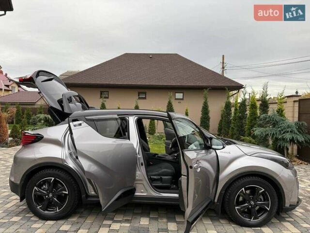 Серый Тойота C-HR, объемом двигателя 1.99 л и пробегом 43 тыс. км за 29500 $, фото 27 на Automoto.ua