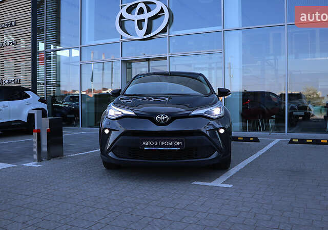 Сірий Тойота C-HR, об'ємом двигуна 1.2 л та пробігом 91 тис. км за 24000 $, фото 4 на Automoto.ua