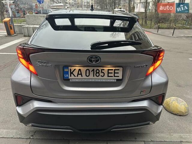 Сірий Тойота C-HR, об'ємом двигуна 1.99 л та пробігом 56 тис. км за 29900 $, фото 4 на Automoto.ua