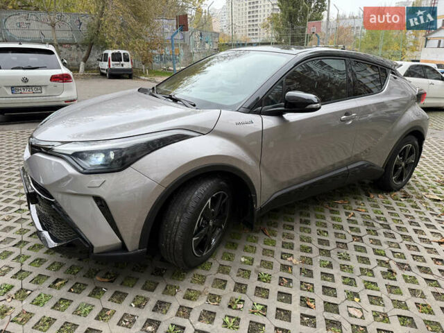 Серый Тойота C-HR, объемом двигателя 1.99 л и пробегом 19 тыс. км за 27500 $, фото 16 на Automoto.ua