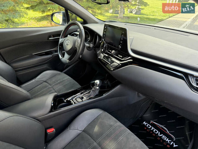 Сірий Тойота C-HR, об'ємом двигуна 2 л та пробігом 43 тис. км за 29900 $, фото 16 на Automoto.ua