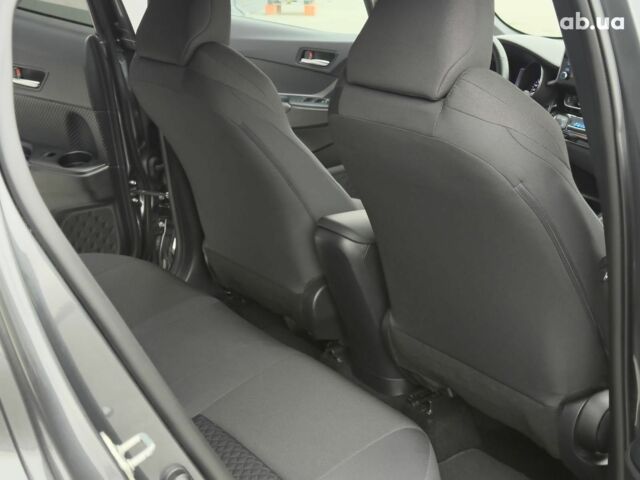 Серый Тойота C-HR, объемом двигателя 1.8 л и пробегом 28 тыс. км за 25490 $, фото 45 на Automoto.ua