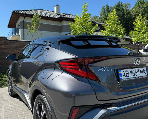 Серый Тойота C-HR, объемом двигателя 1.99 л и пробегом 38 тыс. км за 31000 $, фото 7 на Automoto.ua