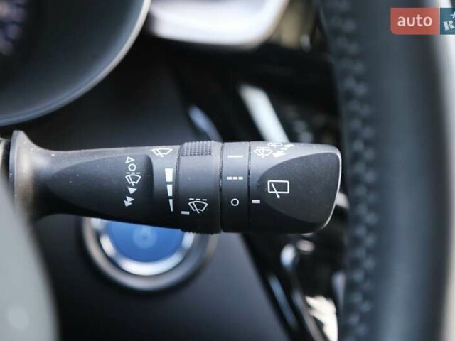 Сірий Тойота C-HR, об'ємом двигуна 1.8 л та пробігом 29 тис. км за 29500 $, фото 26 на Automoto.ua