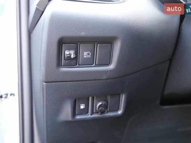 Сірий Тойота C-HR, об'ємом двигуна 1.8 л та пробігом 29 тис. км за 29500 $, фото 22 на Automoto.ua