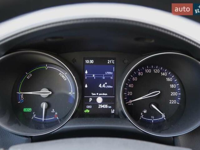 Серый Тойота C-HR, объемом двигателя 1.8 л и пробегом 29 тыс. км за 29900 $, фото 13 на Automoto.ua