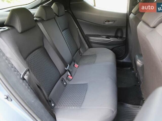 Сірий Тойота C-HR, об'ємом двигуна 1.8 л та пробігом 29 тис. км за 29500 $, фото 8 на Automoto.ua