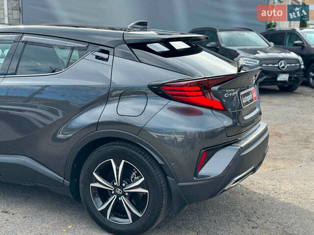 Серый Тойота C-HR, объемом двигателя 2 л и пробегом 42 тыс. км за 29890 $, фото 9 на Automoto.ua