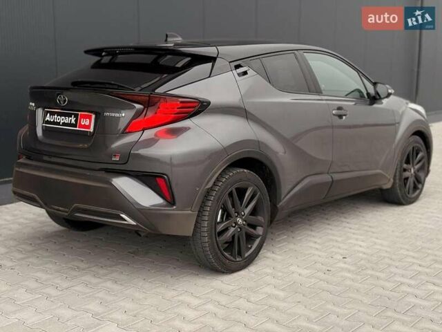 Серый Тойота C-HR, объемом двигателя 1.8 л и пробегом 28 тыс. км за 25490 $, фото 24 на Automoto.ua
