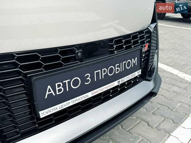 Сірий Тойота C-HR, об'ємом двигуна 1.99 л та пробігом 1 тис. км за 42337 $, фото 9 на Automoto.ua