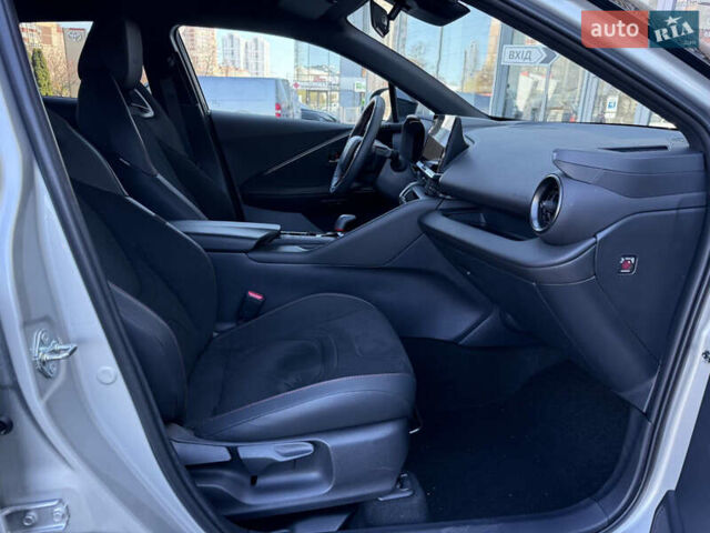 Серый Тойота C-HR, объемом двигателя 1.99 л и пробегом 1 тыс. км за 40530 $, фото 28 на Automoto.ua