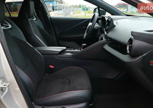 Сірий Тойота C-HR, об'ємом двигуна 1.99 л та пробігом 1 тис. км за 41774 $, фото 5 на Automoto.ua