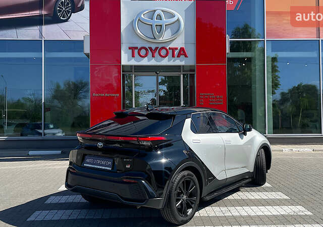 Сірий Тойота C-HR, об'ємом двигуна 1.99 л та пробігом 1 тис. км за 40943 $, фото 17 на Automoto.ua