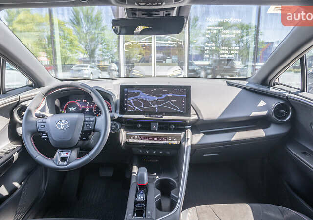 Серый Тойота C-HR, объемом двигателя 1.99 л и пробегом 1 тыс. км за 42308 $, фото 7 на Automoto.ua