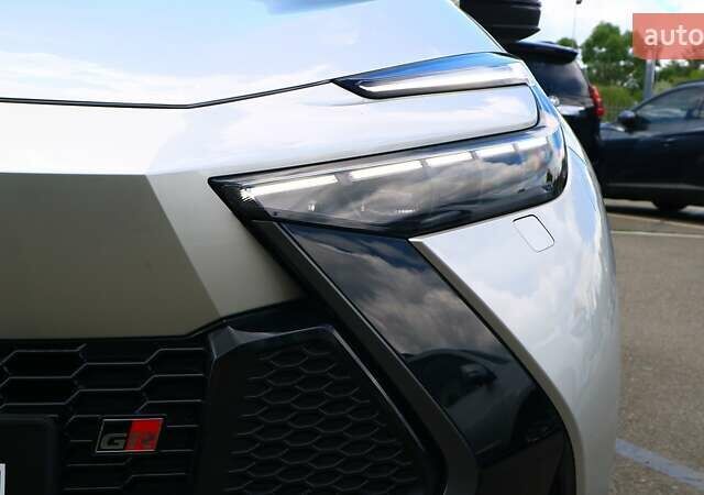 Сірий Тойота C-HR, об'ємом двигуна 1.99 л та пробігом 1 тис. км за 41774 $, фото 31 на Automoto.ua