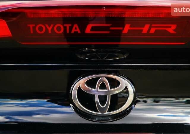 Сірий Тойота C-HR, об'ємом двигуна 1.99 л та пробігом 1 тис. км за 41774 $, фото 30 на Automoto.ua