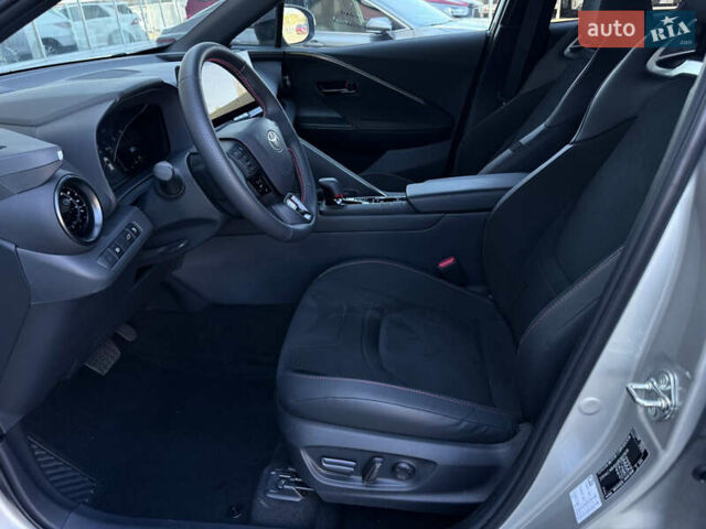 Серый Тойота C-HR, объемом двигателя 1.99 л и пробегом 1 тыс. км за 40530 $, фото 21 на Automoto.ua