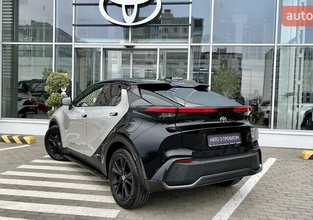 Серый Тойота C-HR, объемом двигателя 1.99 л и пробегом 2 тыс. км за 41264 $, фото 7 на Automoto.ua