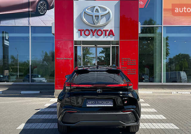 Сірий Тойота C-HR, об'ємом двигуна 1.99 л та пробігом 1 тис. км за 40943 $, фото 3 на Automoto.ua