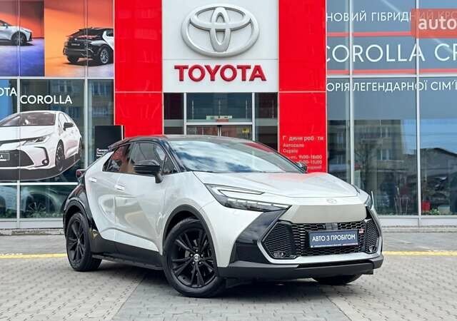 Серый Тойота C-HR, объемом двигателя 2 л и пробегом 1 тыс. км за 42407 $, фото 2 на Automoto.ua