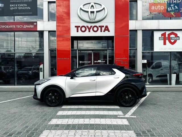 Сірий Тойота C-HR, об'ємом двигуна 1.99 л та пробігом 1 тис. км за 42337 $, фото 4 на Automoto.ua