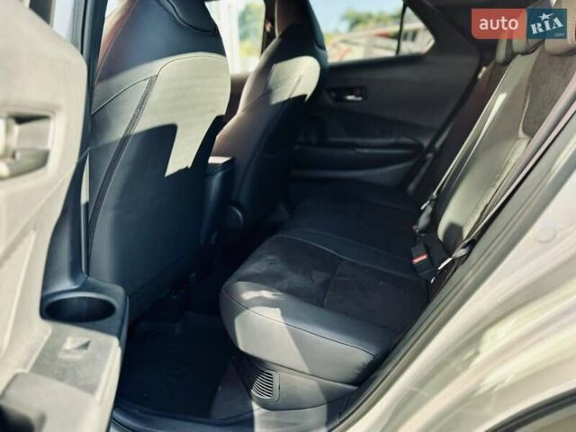 Серый Тойота C-HR, объемом двигателя 1.99 л и пробегом 8 тыс. км за 44489 $, фото 14 на Automoto.ua