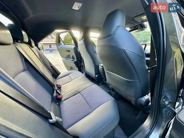 Серый Тойота C-HR, объемом двигателя 1.8 л и пробегом 5 тыс. км за 34999 $, фото 41 на Automoto.ua