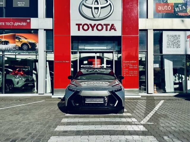 Серый Тойота C-HR, объемом двигателя 1.99 л и пробегом 8 тыс. км за 44489 $, фото 5 на Automoto.ua