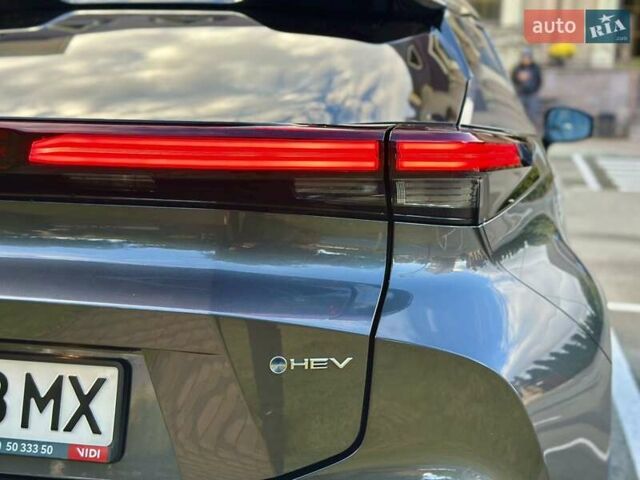 Серый Тойота C-HR, объемом двигателя 1.8 л и пробегом 5 тыс. км за 34999 $, фото 16 на Automoto.ua
