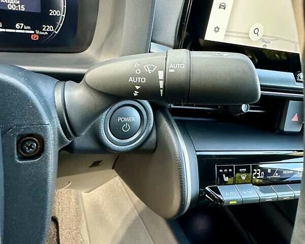 Серый Тойота C-HR, объемом двигателя 1.8 л и пробегом 5 тыс. км за 34999 $, фото 46 на Automoto.ua