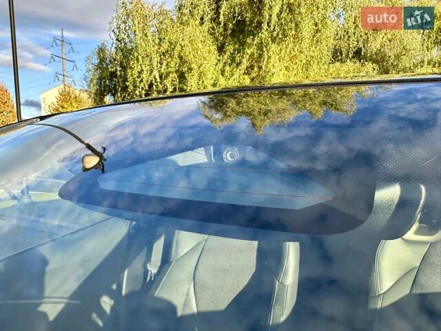 Серый Тойота C-HR, объемом двигателя 1.8 л и пробегом 5 тыс. км за 34999 $, фото 58 на Automoto.ua
