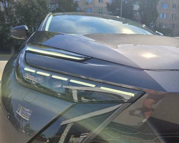Серый Тойота C-HR, объемом двигателя 1.8 л и пробегом 5 тыс. км за 37300 $, фото 10 на Automoto.ua