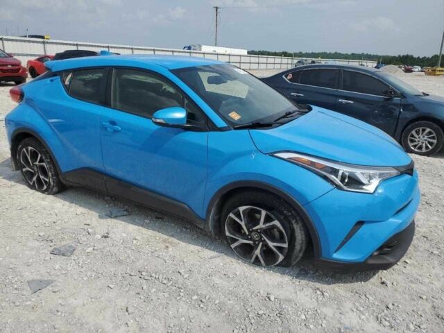 Синий Тойота C-HR, объемом двигателя 0 л и пробегом 63 тыс. км за 4900 $, фото 3 на Automoto.ua