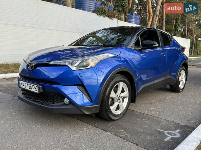 Синий Тойота C-HR, объемом двигателя 1.2 л и пробегом 75 тыс. км за 17300 $, фото 5 на Automoto.ua