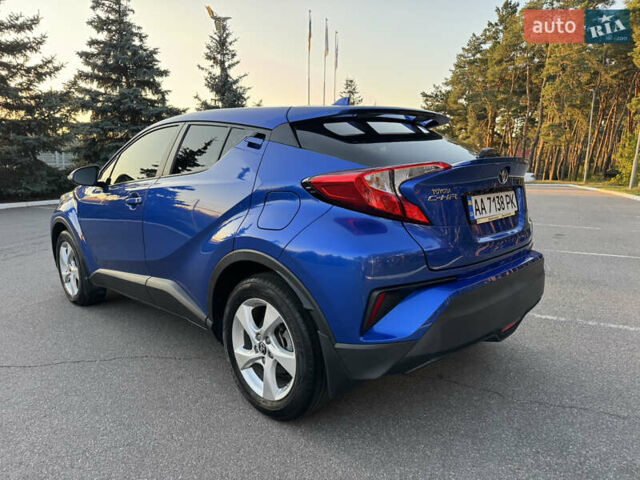 Синій Тойота C-HR, об'ємом двигуна 1.2 л та пробігом 73 тис. км за 16800 $, фото 25 на Automoto.ua