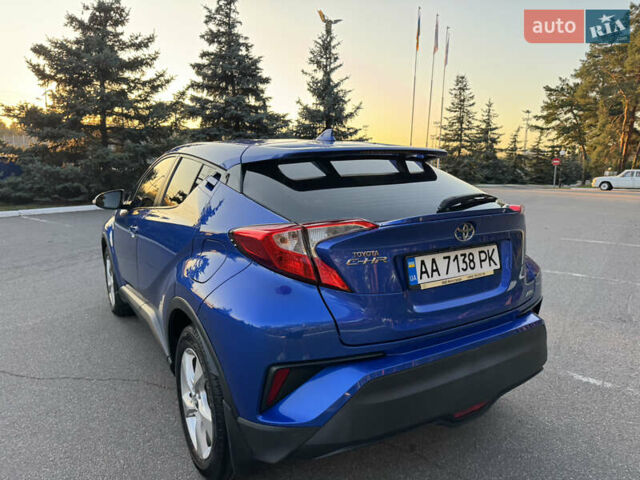 Синій Тойота C-HR, об'ємом двигуна 1.2 л та пробігом 73 тис. км за 16800 $, фото 21 на Automoto.ua