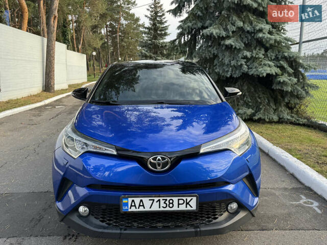 Синий Тойота C-HR, объемом двигателя 1.2 л и пробегом 75 тыс. км за 17300 $, фото 7 на Automoto.ua