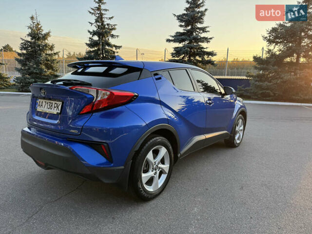 Синій Тойота C-HR, об'ємом двигуна 1.2 л та пробігом 73 тис. км за 16800 $, фото 19 на Automoto.ua