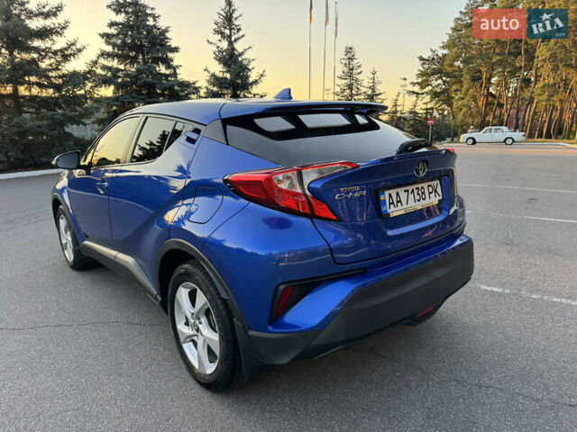 Синій Тойота C-HR, об'ємом двигуна 1.2 л та пробігом 73 тис. км за 16800 $, фото 22 на Automoto.ua