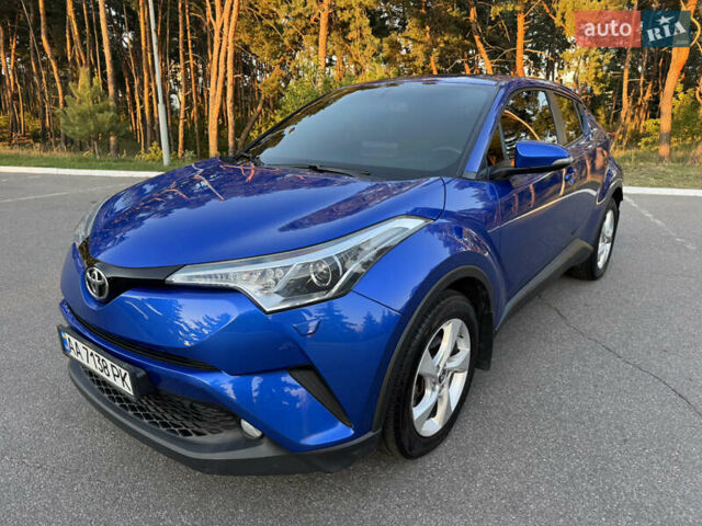 Синій Тойота C-HR, об'ємом двигуна 1.2 л та пробігом 73 тис. км за 16800 $, фото 3 на Automoto.ua