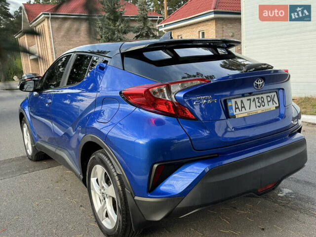Синий Тойота C-HR, объемом двигателя 1.2 л и пробегом 75 тыс. км за 17300 $, фото 15 на Automoto.ua
