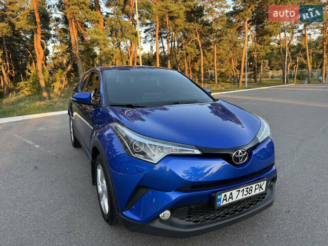 Синій Тойота C-HR, об'ємом двигуна 1.2 л та пробігом 73 тис. км за 16800 $, фото 9 на Automoto.ua