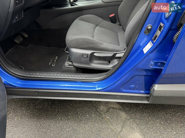 Синій Тойота C-HR, об'ємом двигуна 1.99 л та пробігом 108 тис. км за 18489 $, фото 31 на Automoto.ua