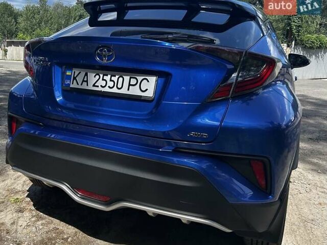 Синий Тойота C-HR, объемом двигателя 1.2 л и пробегом 99 тыс. км за 18500 $, фото 5 на Automoto.ua