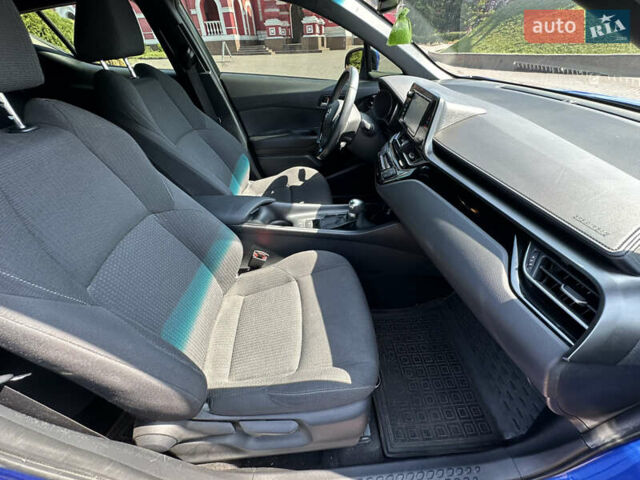 Синий Тойота C-HR, объемом двигателя 2 л и пробегом 41 тыс. км за 16700 $, фото 33 на Automoto.ua
