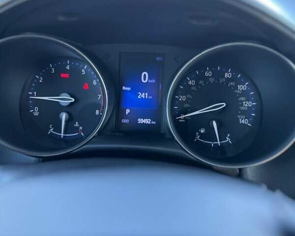 Синий Тойота C-HR, объемом двигателя 1.99 л и пробегом 59 тыс. км за 16700 $, фото 12 на Automoto.ua