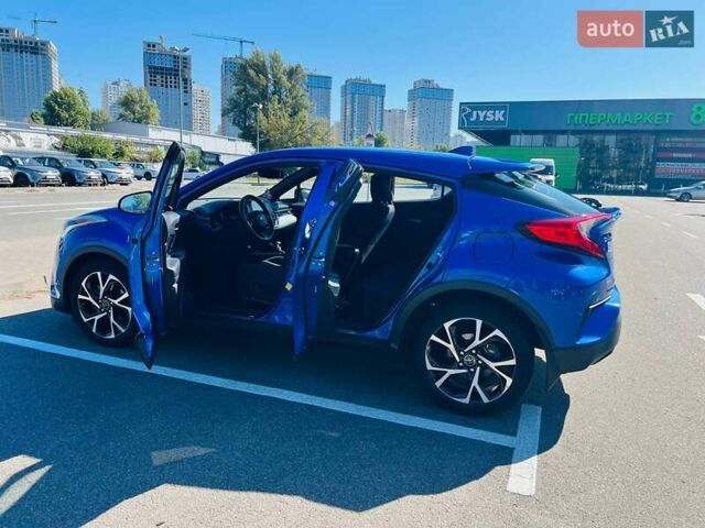 Синий Тойота C-HR, объемом двигателя 1.99 л и пробегом 59 тыс. км за 16700 $, фото 16 на Automoto.ua