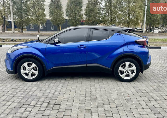 Синий Тойота C-HR, объемом двигателя 1.2 л и пробегом 105 тыс. км за 17500 $, фото 7 на Automoto.ua